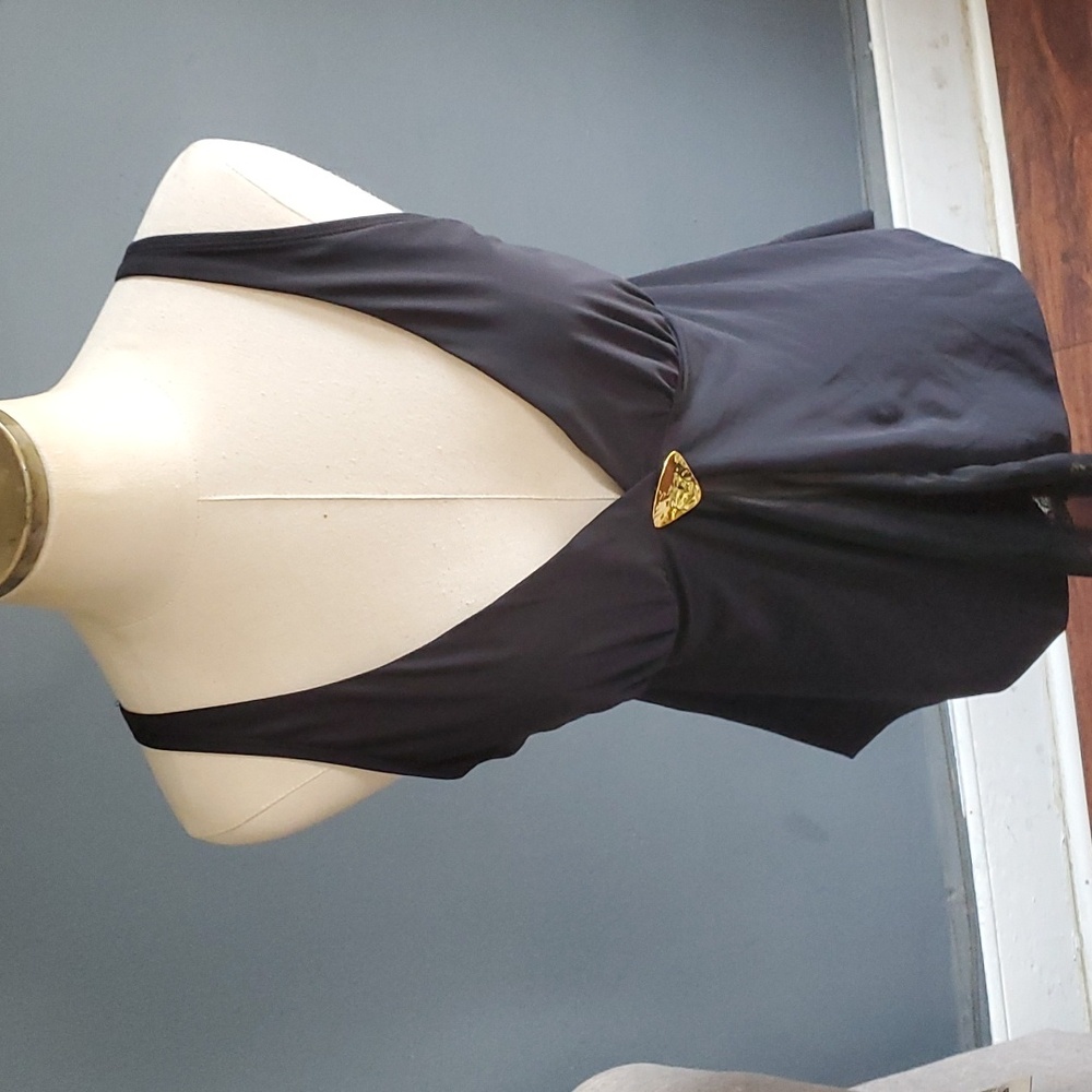 Amoressa black tanki top size 10